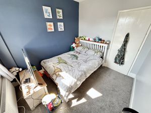 Bedroom- click for photo gallery
